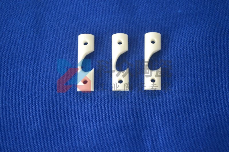 如何解決氧化鋯陶瓷的韌性問(wèn)題?